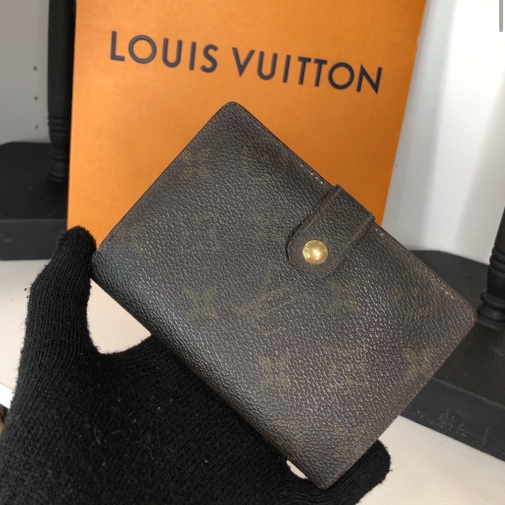 Louis Vuitton Wallet